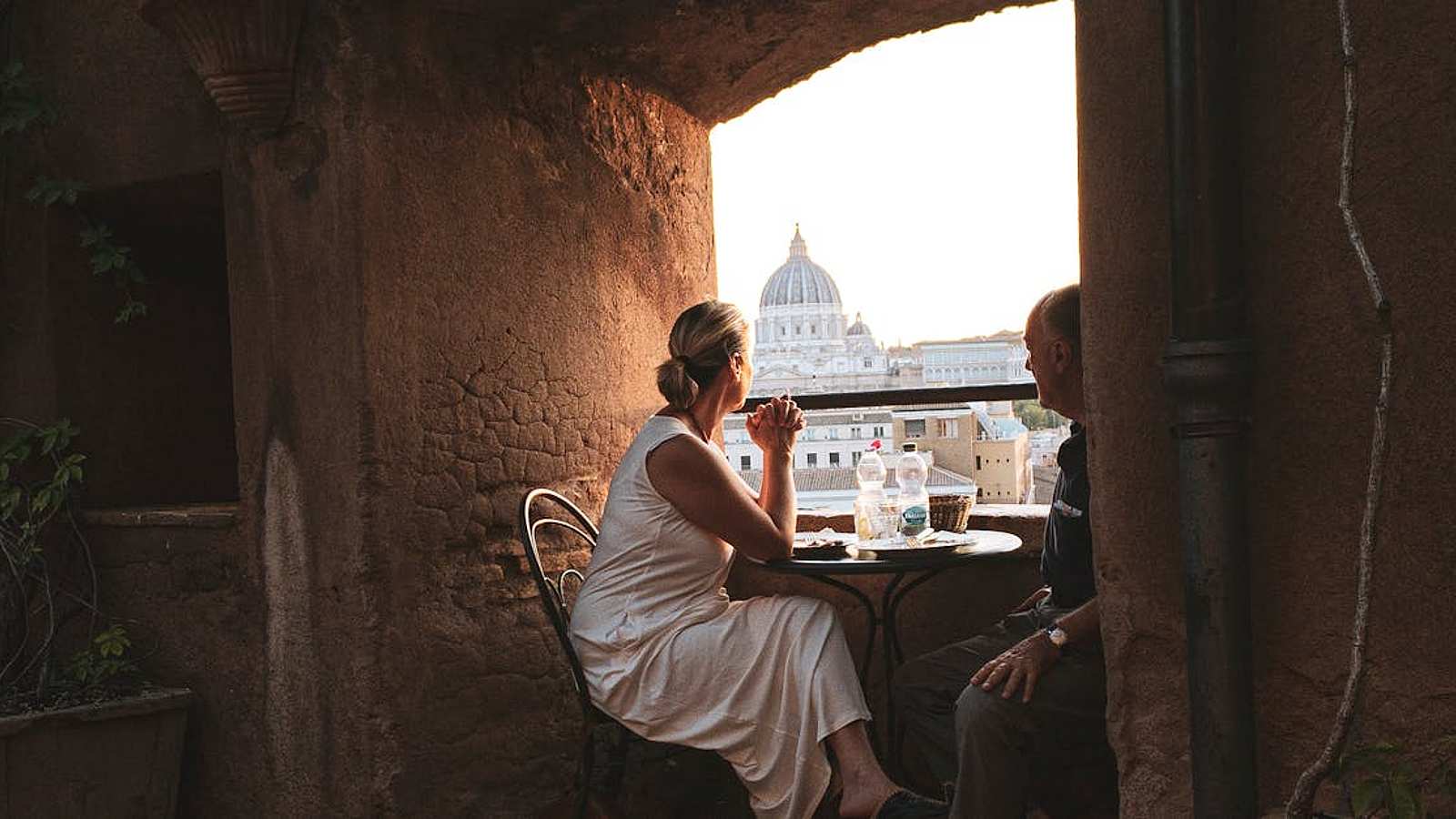 Romantic Experiences in Vatican City in 2026: Trips, Weddings, and Anniversaries