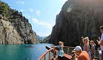 Фото 3 Green Canyon Boat Tour with Lunch and Soft Drinks