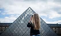 Foto 3 Kickstart Paris Private Tour. City Highlights for Newcomers