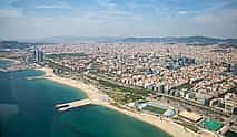 Foto 4 Barcelona zu Wasser und in der Luft: Segeln und Helikopterflug Premium Tour