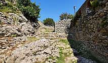 Photo 4 Petrele Castle Tour