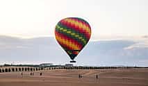 Foto 3 Heißluftballonfahrt und Falknerei in der Wüste
