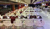 Foto 4 Lotus Mega Yacht Dinner Cruise Tour with Private Transfers