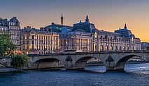 Photo 4 Private Transfer From Bayeux To Paris With a 2 Hour Stop in Caen