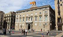 Photo 4 Small Group Barcelona Walking and Sailing Guided Tour