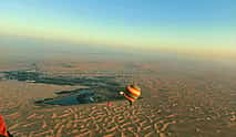 Foto 4 Heißluftballonfahrt und Falknerei in der Wüste