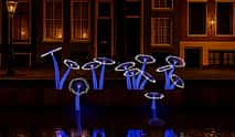 รูปภาพ 4 Amsterdam Light Festival Winter Walk with Stroopwafel Workshop