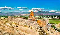 Foto 4 Excursión privada al templo de Garni, el monasterio de Geghard, la Sinfonía de Piedras y Khor Virap