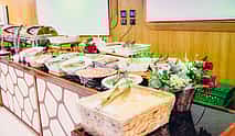 Photo 4 MegaYacht Dinner Cruise in Dubai (Standard, Unlimited Beverages)