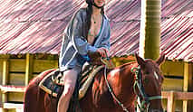 照片 3 Horseback Riding & ATV Jungle Adventure with Zipline, Cenote & Tequila Tasting 