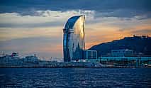 Photo 4 Barcelona Sightseeing Sailing with Professional and Multilingual Guide