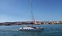 Foto 4 2H Private Sailing Catamaran "Vertigo" Tour in Lisbon up to 18pax