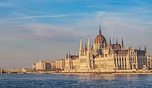 Photo 3 Salzburg to Budapest - 2h of Sightseeing Private Car Transfer
