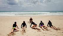 Foto 3 Clase de surf en grupo con instructor titulado