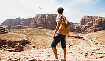 Foto 3 Pernoctación en la cima de la montaña Jebel Rum Excursión de senderismo