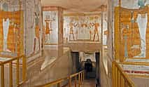 Photo 4 Tutankhamun's Tomb and His Mummy in the Valley of the Kings