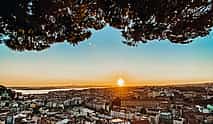 Fotoğraf 4 3-hour Tuktuk Tour the Medieval Lisbon + Belém District - Get a full historical perspective of this ancient city