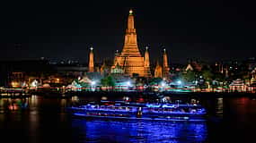 Photo 1 Bangkok Grand Pearl Luxury Dinner Cruise with Live Music and Show