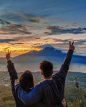صورة 1 Ubud: Mount Batur Sunrise Trekking & Hot Springs