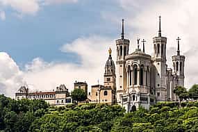 Fotografie 1 Private Transfer from Geneva to Lyon with 2h Stop in Annecy