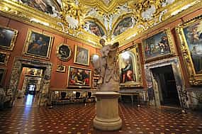 Photo 1 Pitti Palace, Palatina Gallery and Medici Tour in Florence