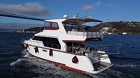 Photo 1 18-meter Yacht Rental from Bebek
