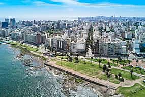 照片 1 Montevideo, wycieczka po mieście z Colonia del Sacramento lub Punta del Este
