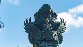 รูปภาพ 1 Hire Bali Driver