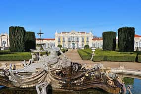 Foto 1 Explore the Forgotten Palaces of Lisbon