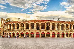 Photo 1 Private day trip from Venice to Verona, Lago di Garda & back