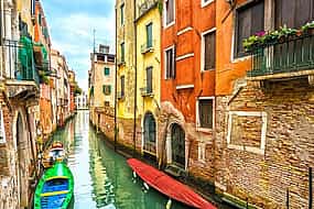 Foto 1 Venice Scavenger Hunt & Highlights Self-Guided Walking Tour