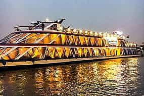 照片 1 5-Star Luxury Dinner Cruise on the Nile in Cairo with Live Belly Dancer