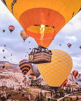 Фото 1 Ультракомфортабельный тур в Каппадокию на воздушном шаре с корзиной на 16 мест