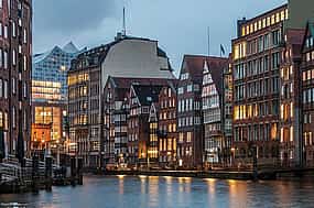صورة 1 Private Transfer From Bremen to Hamburg With a 2 Hour Stop