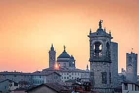 Foto 1 Private transfer from Zurich to Bergamo with 2h stop in Como