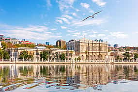 Foto 1 Dolmabahce-Palast-Tour und Bosporus-Luxus-Yacht-Kreuzfahrt