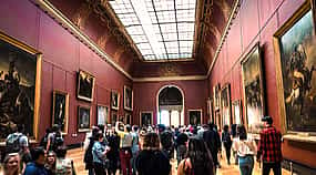 Photo 1 Guided Tour Inside the Louvre in Paris