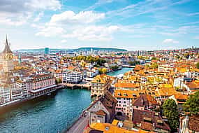 Foto 1 Private transfer from Basel to Zurich with 3h Sightseeing Stops