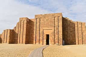 Фото 1 Discover Giza Pyramids, Saqqara and Memphis