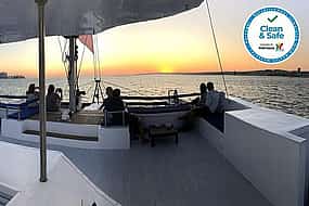 Foto 1 2H Private Sailing Catamaran "Vertigo" Tour in Lisbon up to 18pax