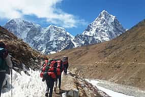 Фото 1 Групповой поход к базовому лагерю Эвереста