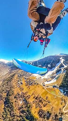 Photo 1 1-Hour Paragliding