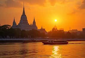 Photo 1 Discover the Historic Grand Palace in Bangkok