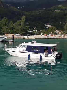Photo 1 Private Praslin and La digue cruise from Mahe for 4 persons