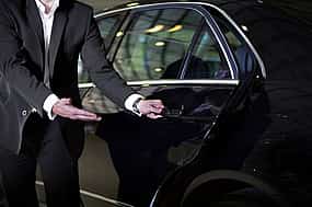 Photo 1 Private Transfer from Paris to Charles de Gaule Airport for 1-3 persons