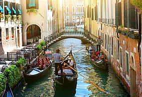 Фото 1 Пешеходная экскурсия "Лучшее в Венеции" с катанием на гондоле со Святым Марком и Дворцом дожей