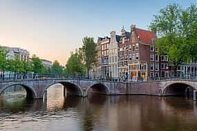 Foto 1 Amsterdam Ghost Hunt: Self-Guided Mystery Adventure