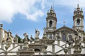 Fotoğraf 1 Private Car Transfer from Lisbon to Braga with 2 hours for sightseeing