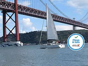 صورة 1 Morning Sailing Tour on The Tagus River from Lisbon