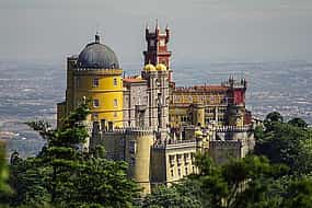 Foto 1 Private Sightseeing Transfer from Porto To Sintra With 2 Stops